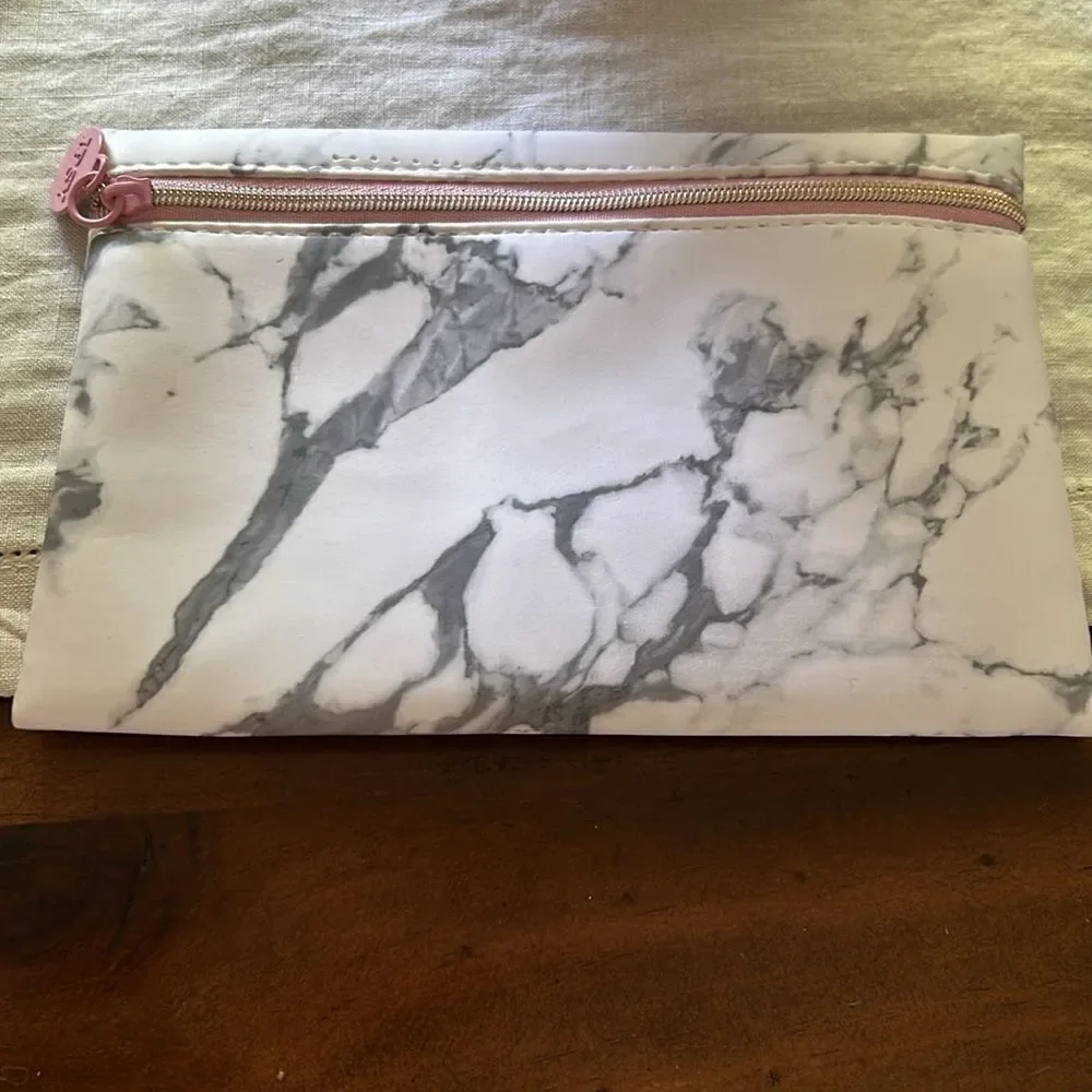 MAC Lunar Illusions Limited Edition Lipstick in Marrakesh New In Box Ipsy bag